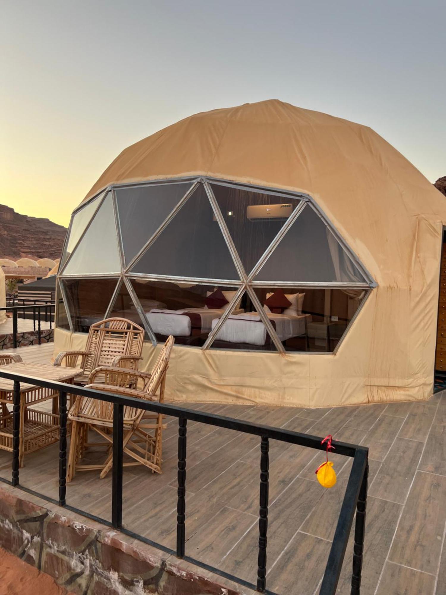 Revan Rum Luxury Camp วาดิรัม ภายนอก รูปภาพ