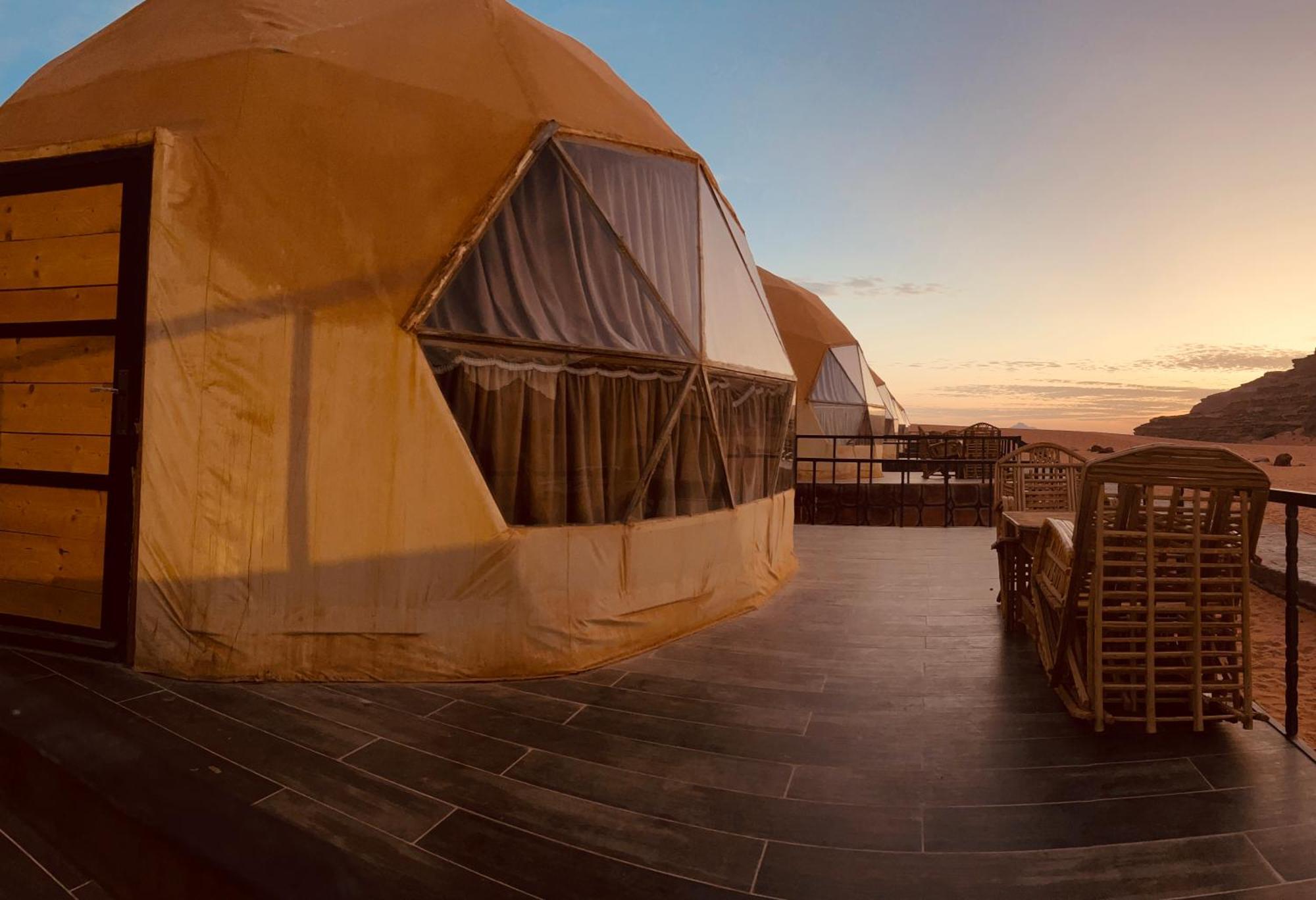 Revan Rum Luxury Camp วาดิรัม ภายนอก รูปภาพ
