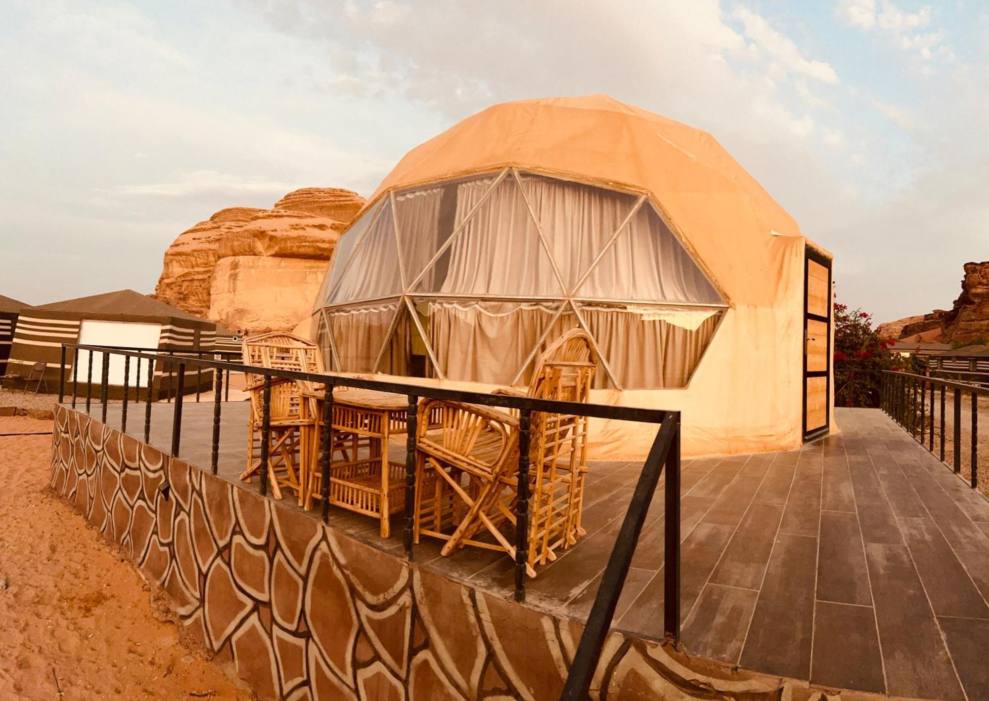 Revan Rum Luxury Camp วาดิรัม ภายนอก รูปภาพ