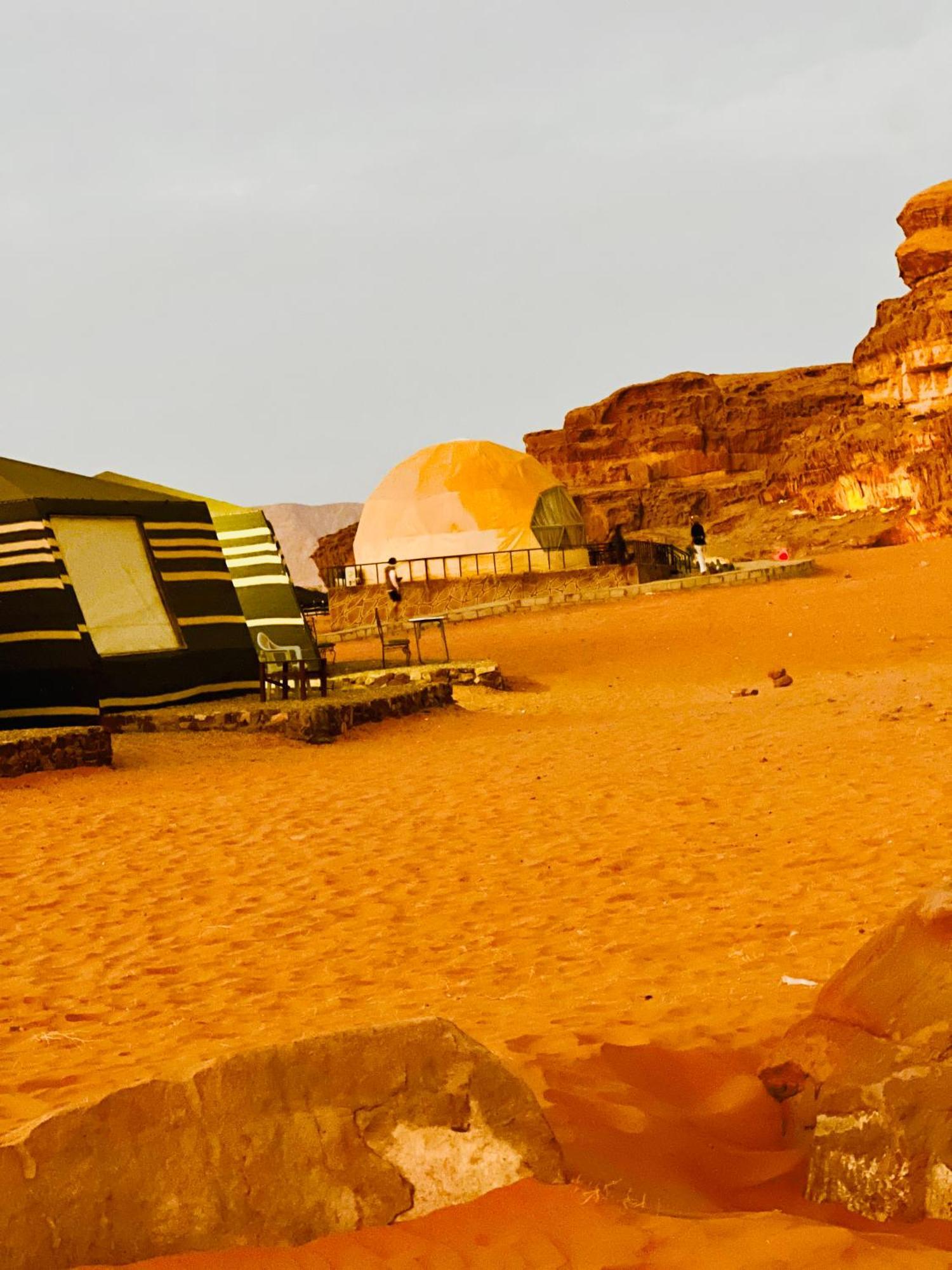Revan Rum Luxury Camp วาดิรัม ภายนอก รูปภาพ
