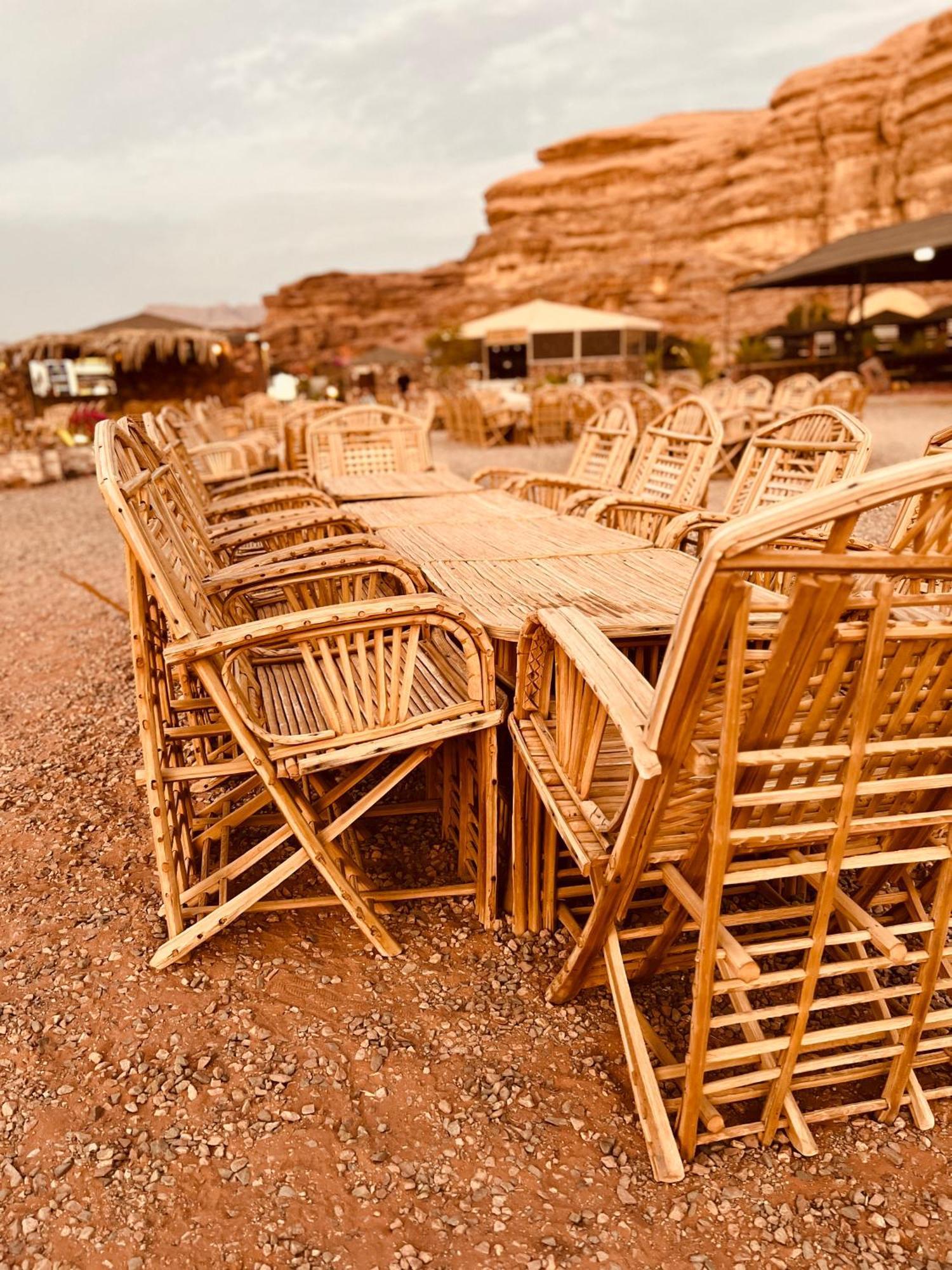 Revan Rum Luxury Camp วาดิรัม ภายนอก รูปภาพ