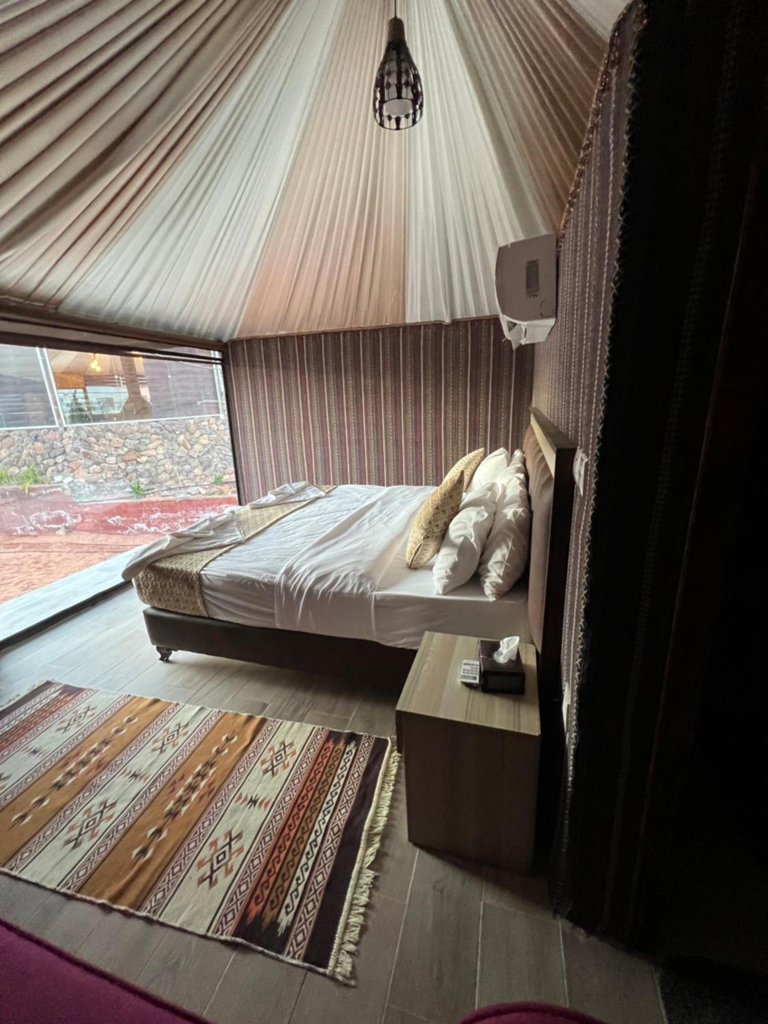 Revan Rum Luxury Camp วาดิรัม ภายนอก รูปภาพ
