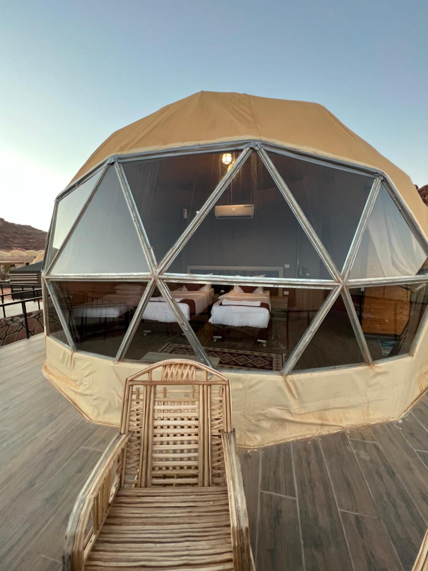 Revan Rum Luxury Camp วาดิรัม ภายนอก รูปภาพ