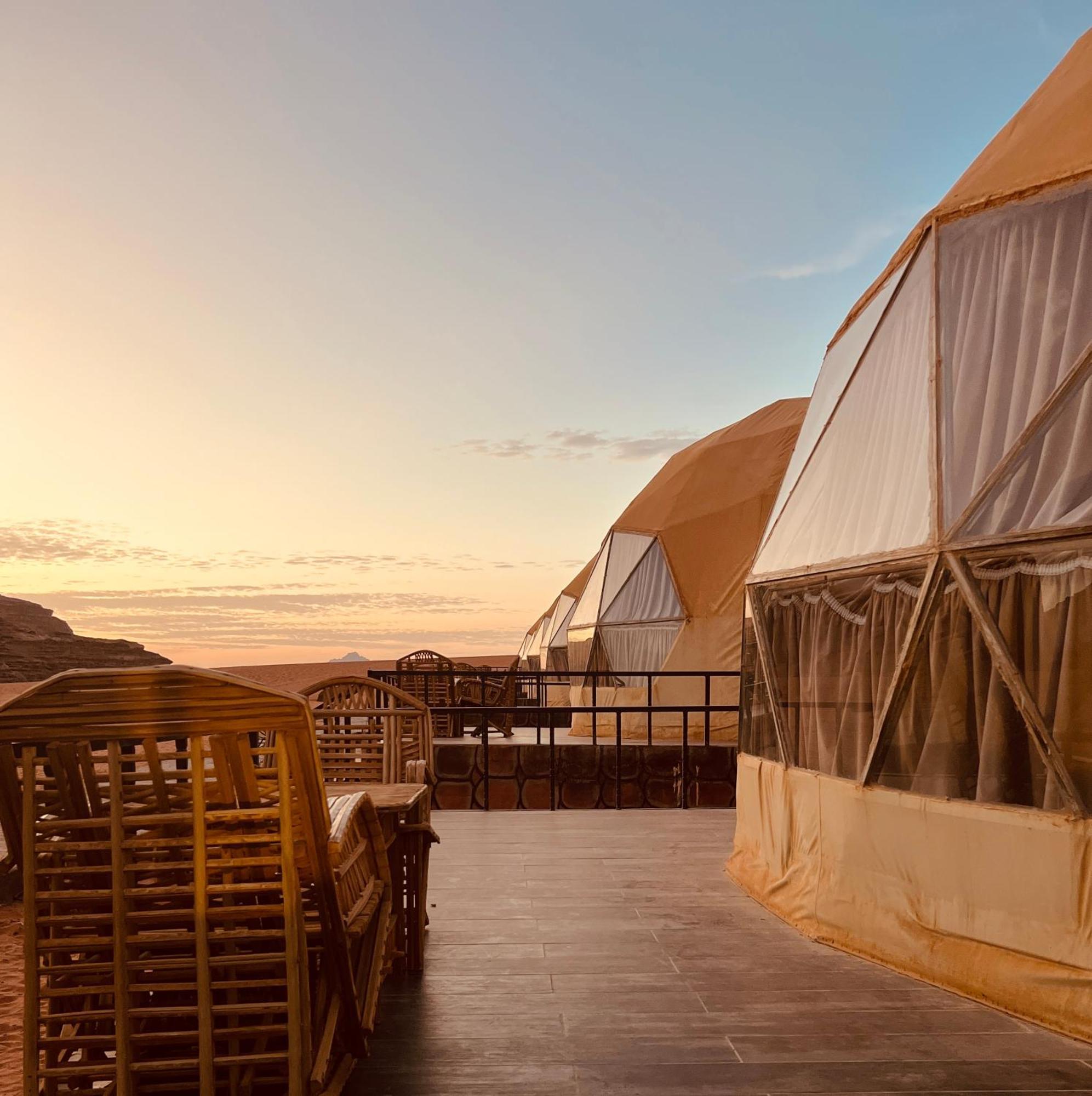 Revan Rum Luxury Camp วาดิรัม ภายนอก รูปภาพ