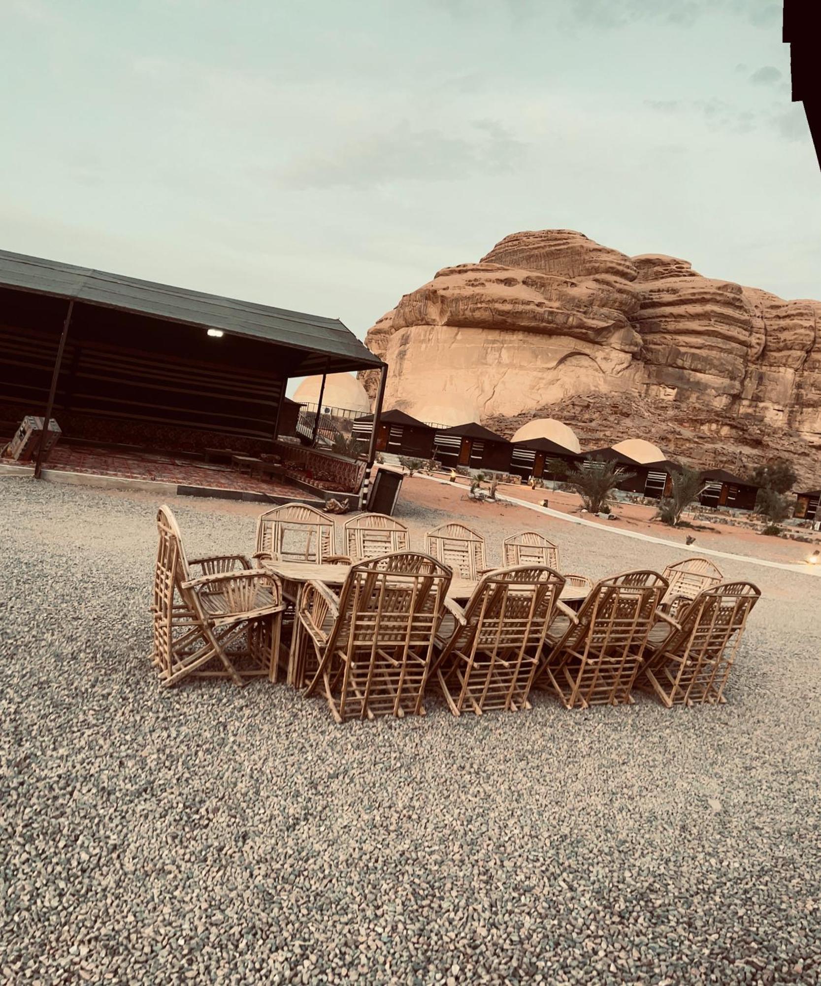 Revan Rum Luxury Camp วาดิรัม ภายนอก รูปภาพ