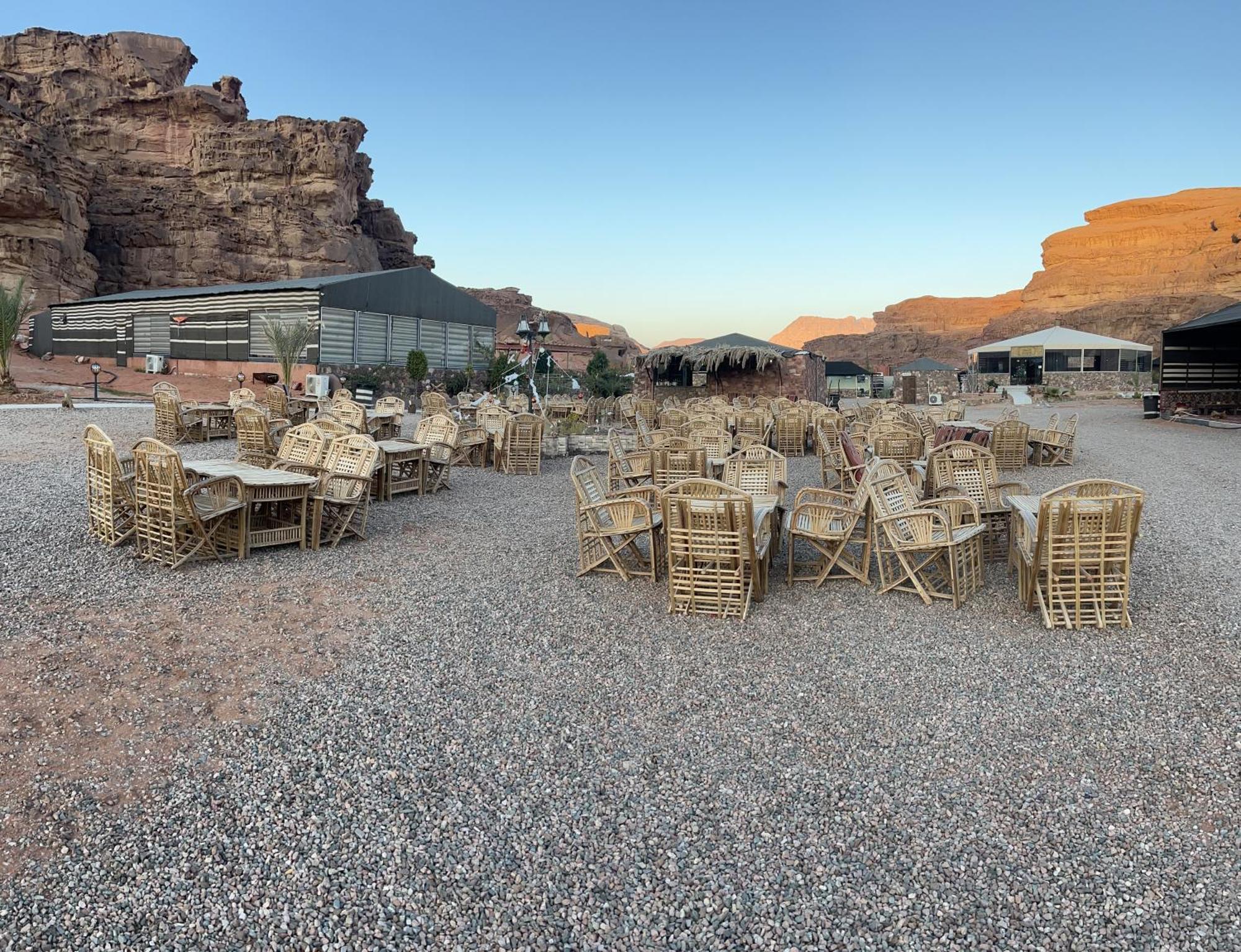 Revan Rum Luxury Camp วาดิรัม ภายนอก รูปภาพ
