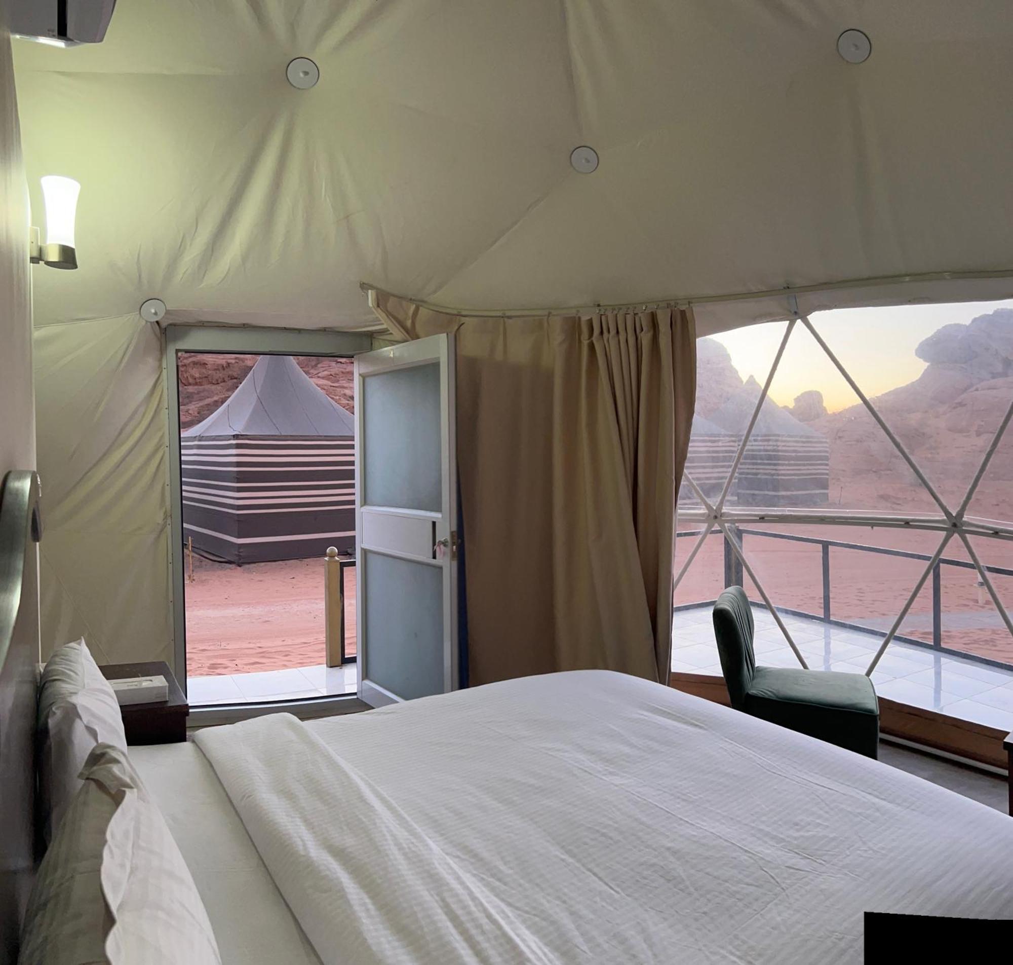 Revan Rum Luxury Camp วาดิรัม ภายนอก รูปภาพ